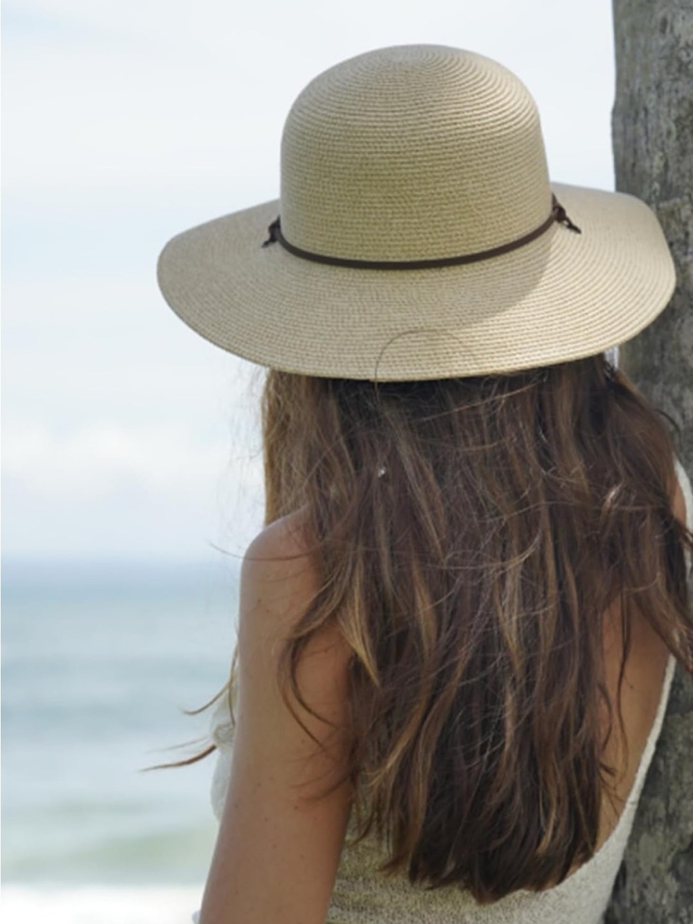 Women’s Wide-Brim Straw Sun Hat with Adjustable Chin Cord - Beige - Picture 4 of 6